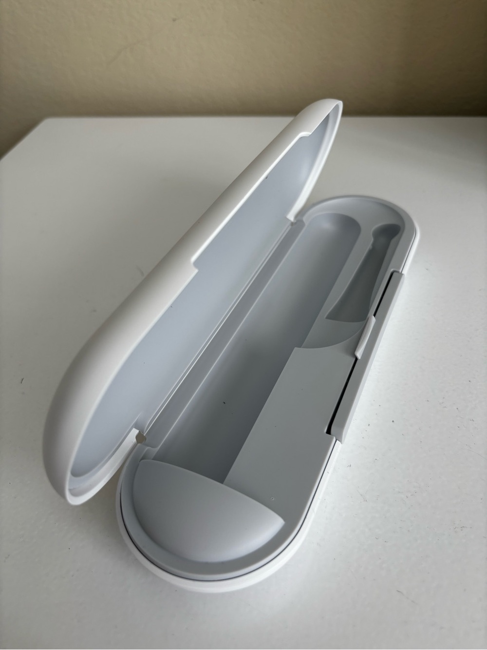 Oral-B iO Series 7L Deep Clean Rechargeable Toothbrush White - New - Open Box - Picture 10 of 12